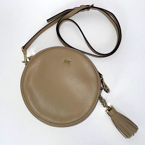 Michael Kors Bags Michael Kors Round Crossbody Purse Poshmark